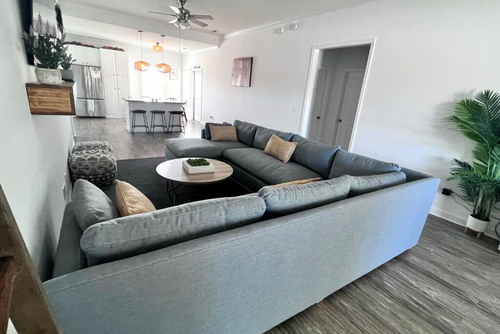 Walk To The Beach-Sleeps 10 And Golfcart Myrtle Beach Dış mekan fotoğraf